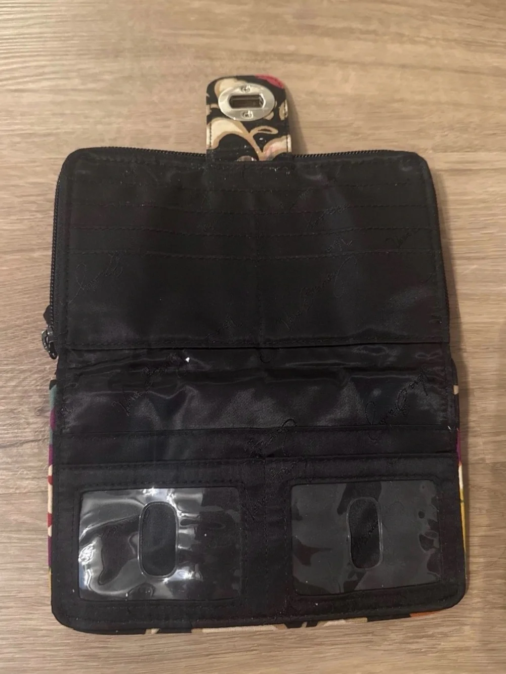 Vera Bradley Turn Lock Wallet in Suzani